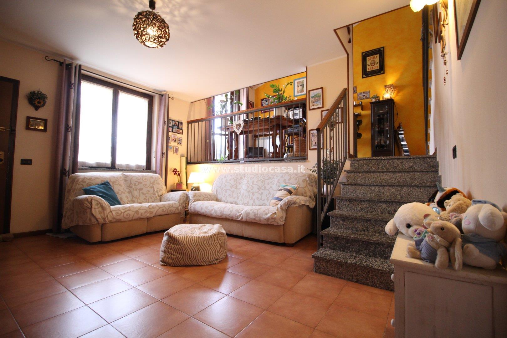 Villa a schiera di testa in vendita a Caselle Lurani
