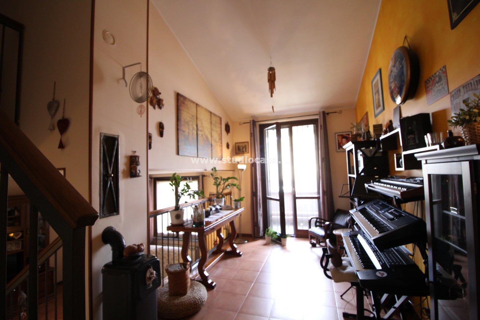 Villa a schiera di testa in vendita a Caselle Lurani
