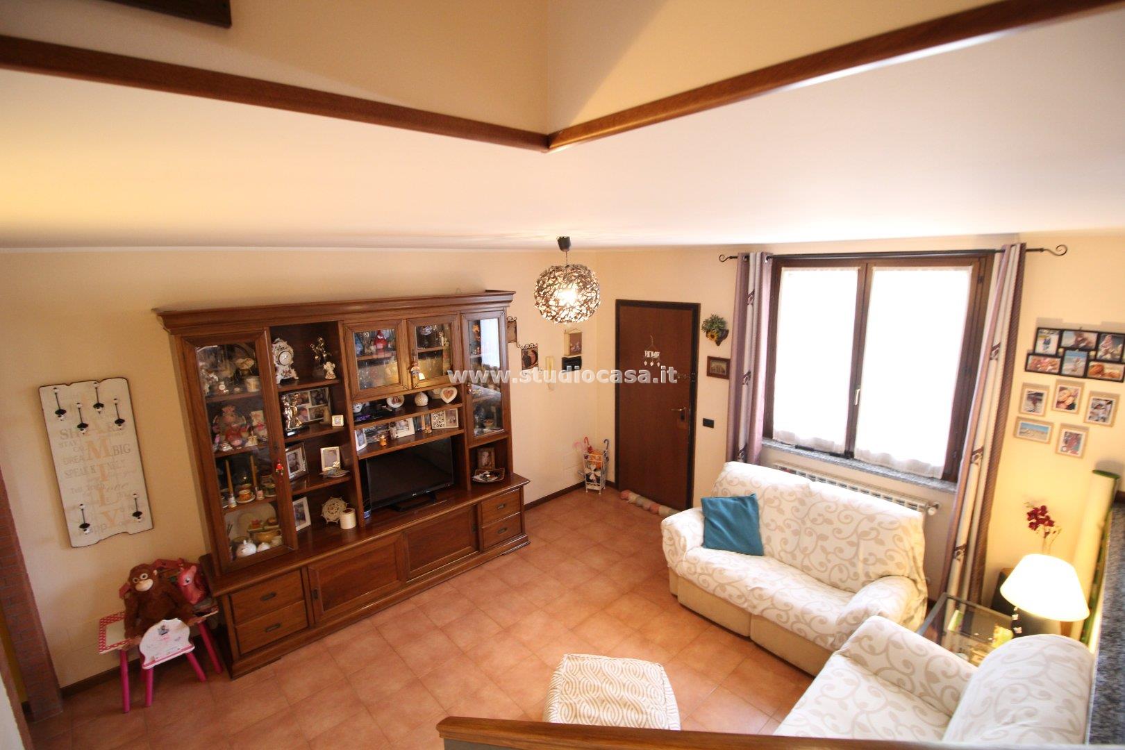 Villa a schiera di testa in vendita a Caselle Lurani