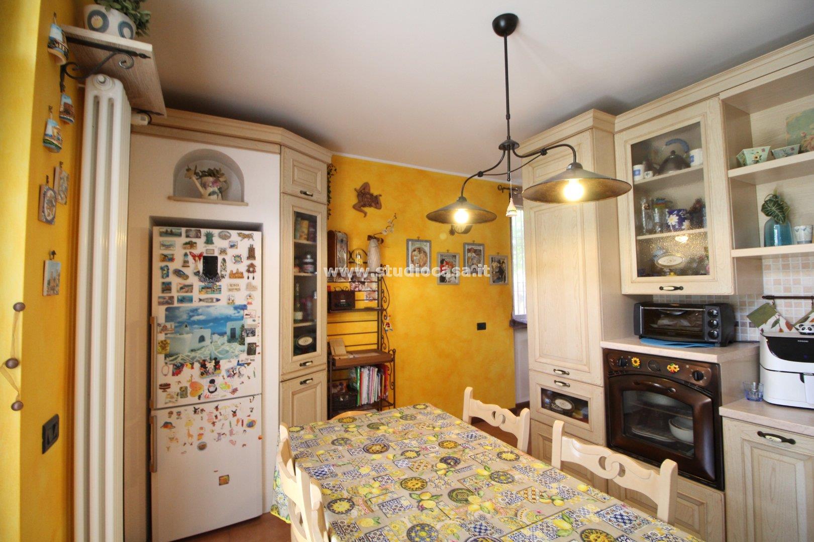 Villa a schiera di testa in vendita a Caselle Lurani