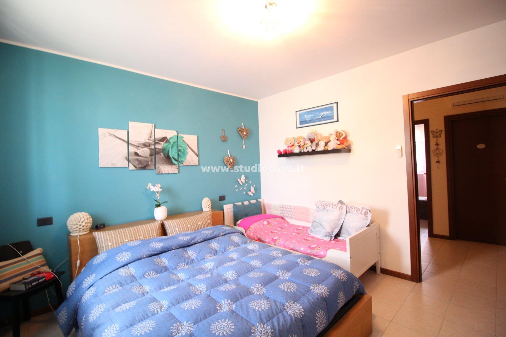 Villa a schiera di testa in vendita a Caselle Lurani