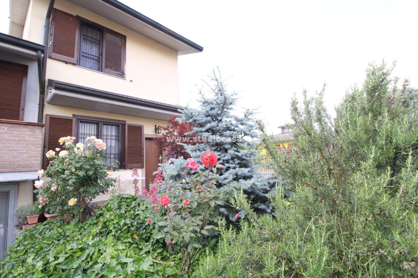 Villa a schiera di testa in vendita a Caselle Lurani