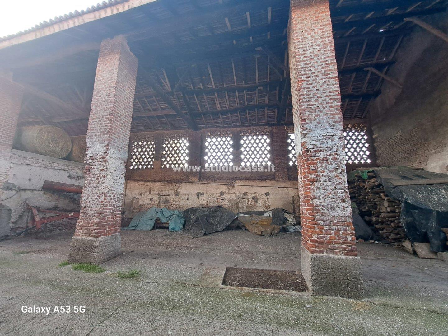 Capannone in vendita a Casaletto Lodigiano