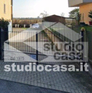 Posto auto scoperto in vendita a Carpiano