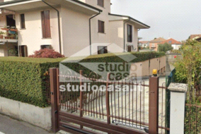 Box / Autorimessa in vendita a Vizzolo Predabissi