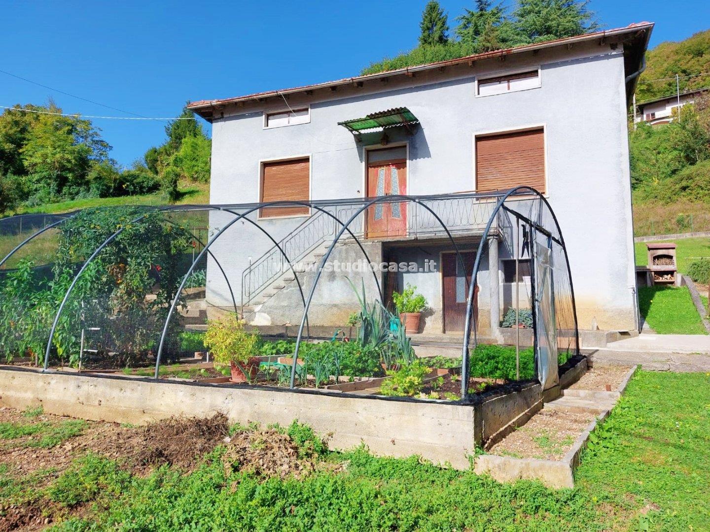 Casa Unifamiliare in vendita a Bianzano