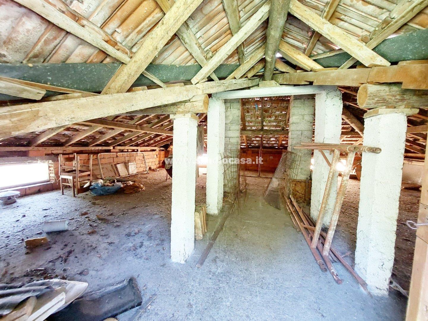 Casa Unifamiliare in vendita a Bianzano