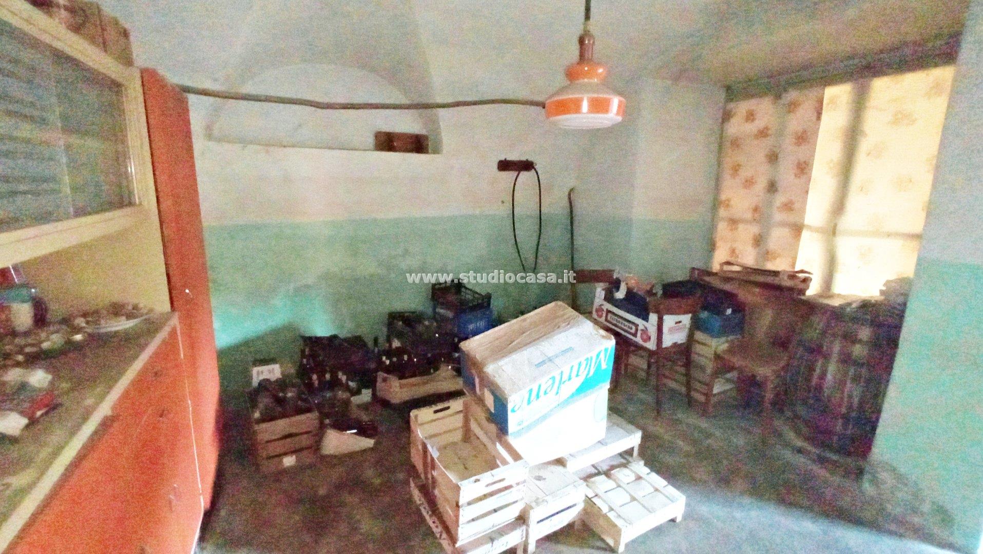 Casa Plurifamiliare in vendita a Rovetta