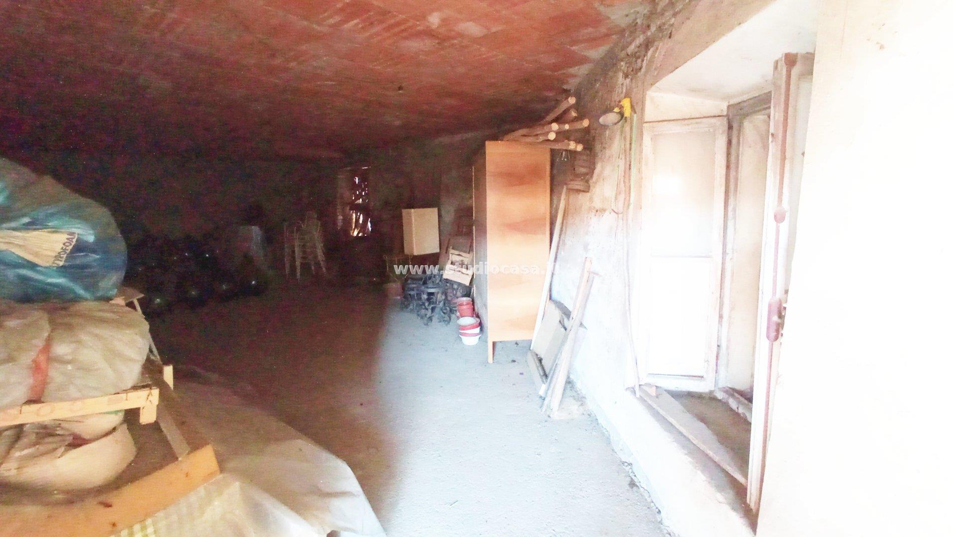 Casa Plurifamiliare in vendita a Rovetta