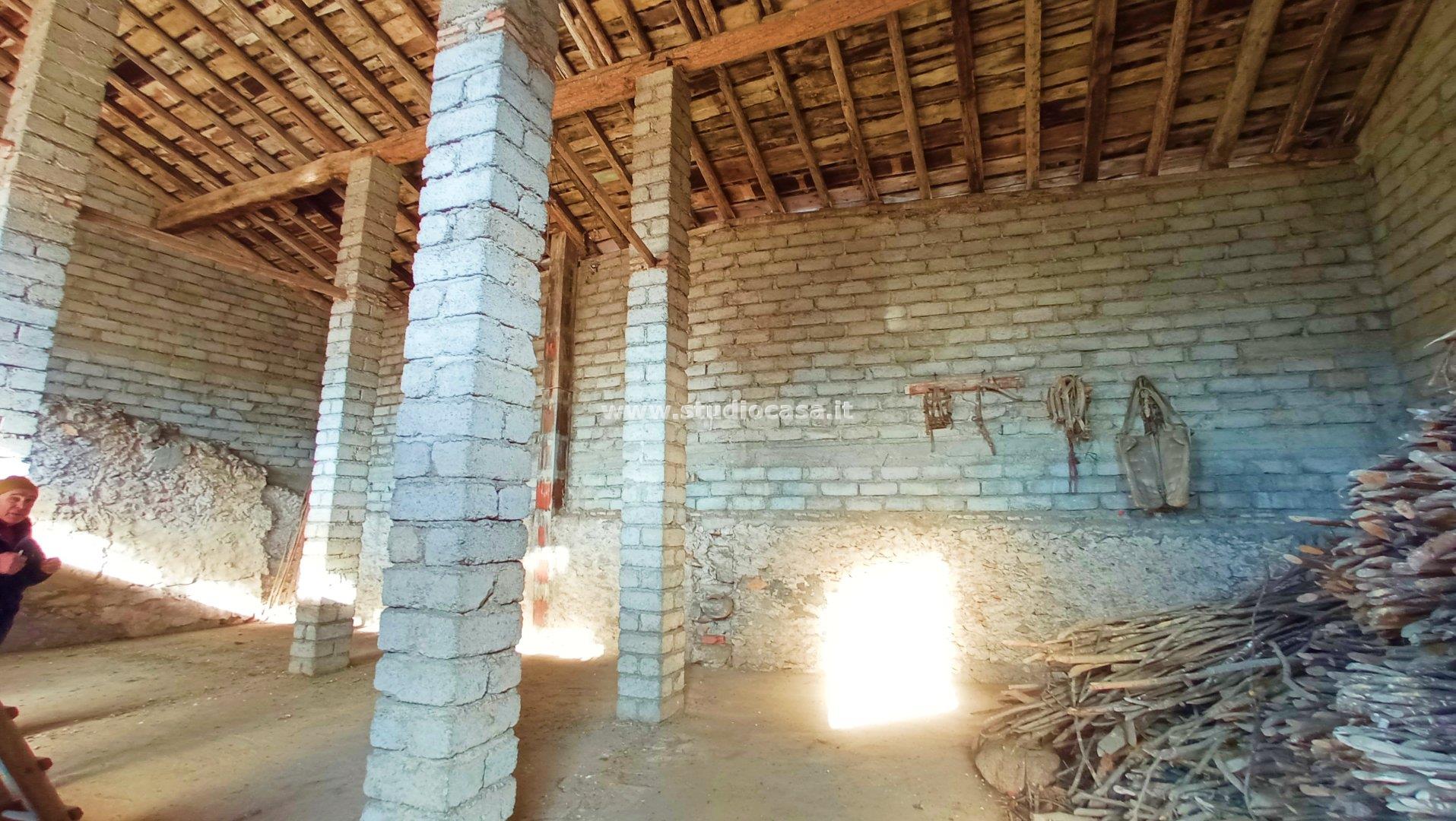 Casa Plurifamiliare in vendita a Rovetta