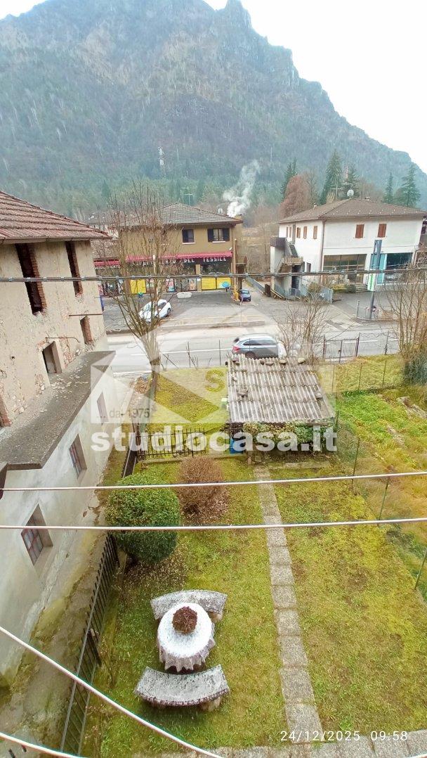 Casa Bifamiliare in vendita a Ponte Nossa