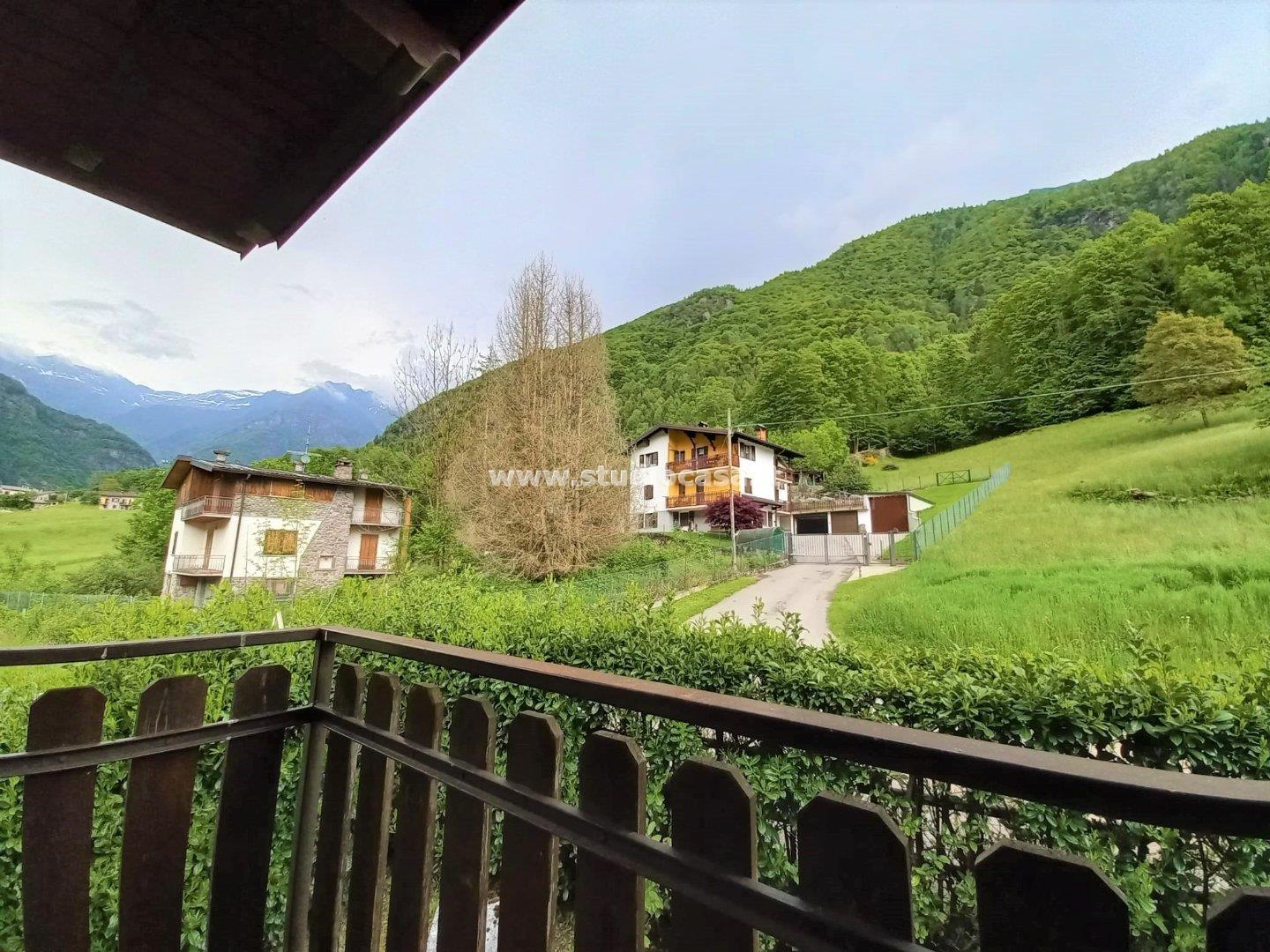 Appartamento in vendita a Gandellino