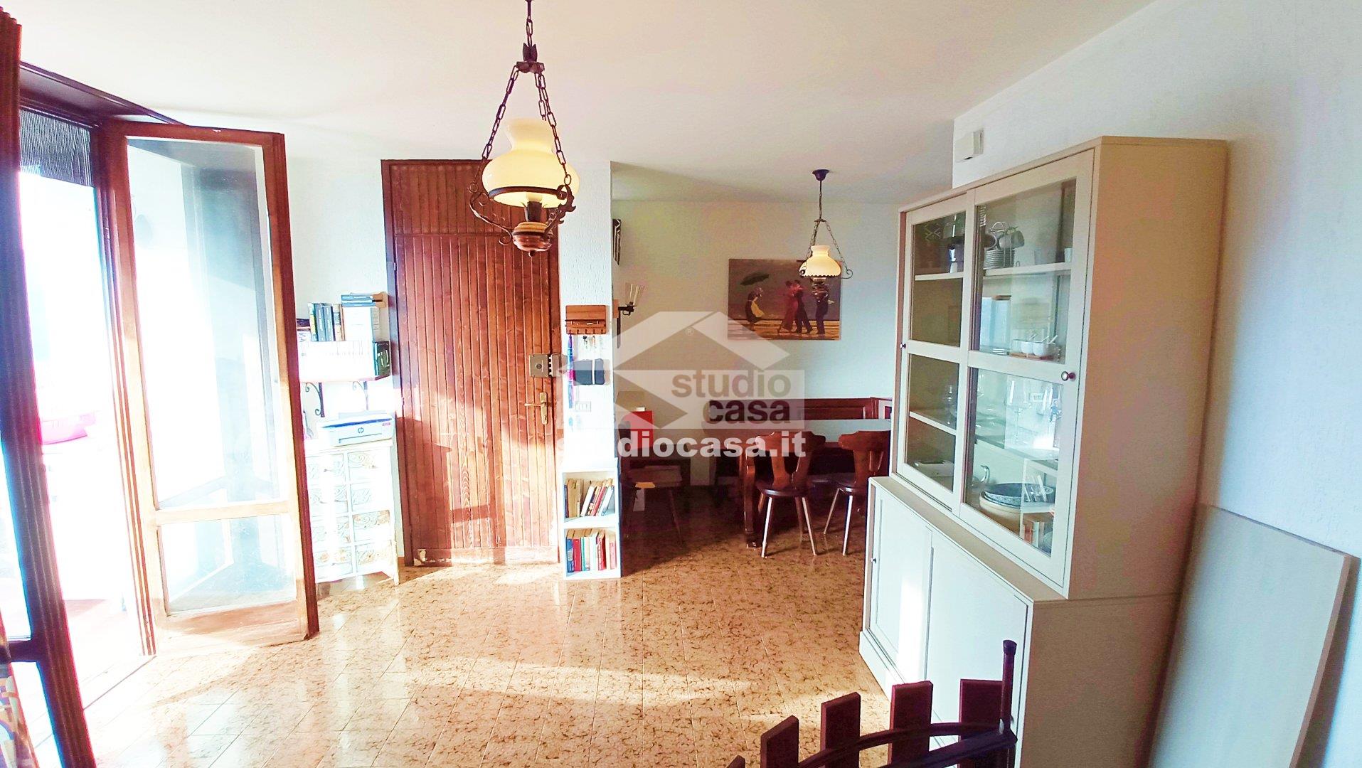 Appartamento in vendita a Castione della Presolana