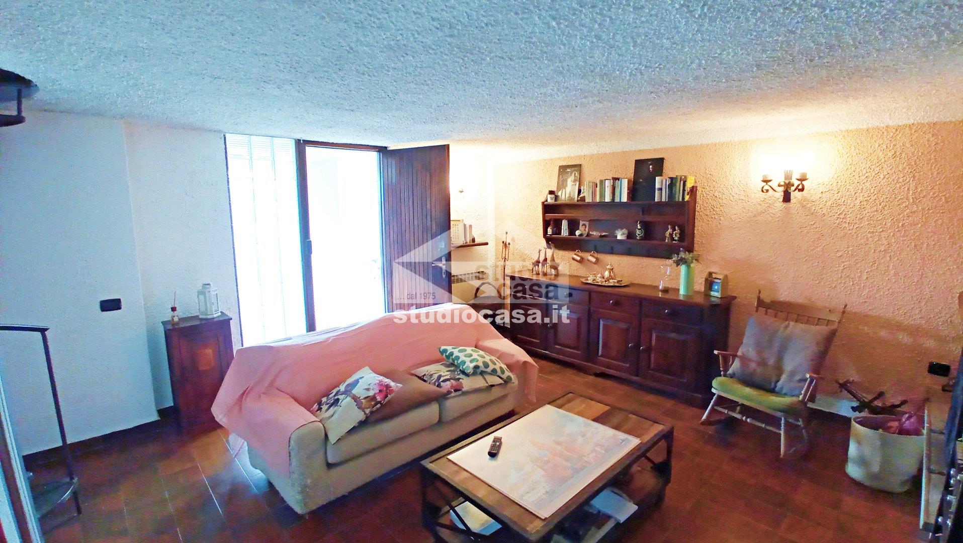 Appartamento in vendita a Castione della Presolana