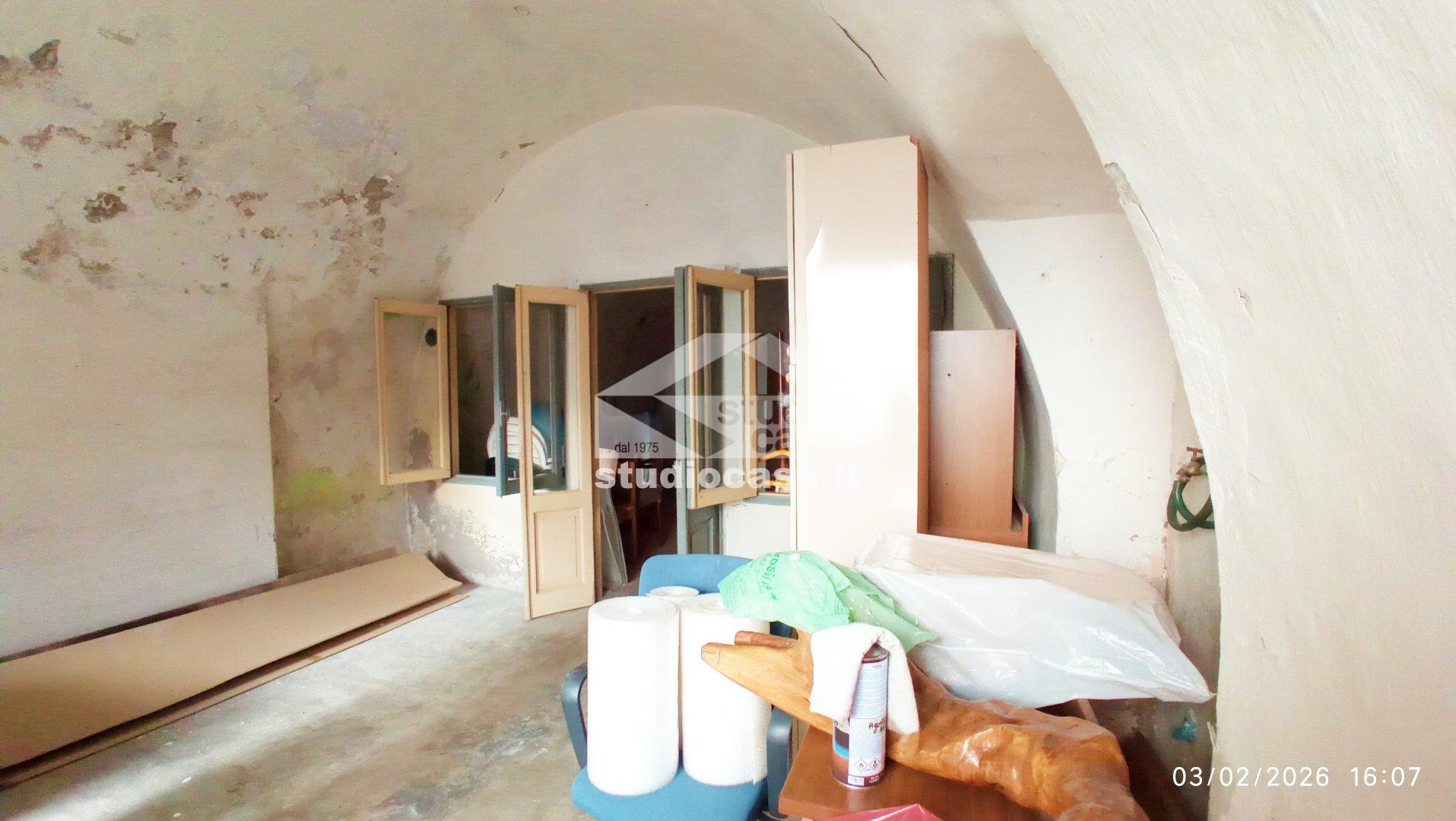 Casa Rustica in vendita a Gorno