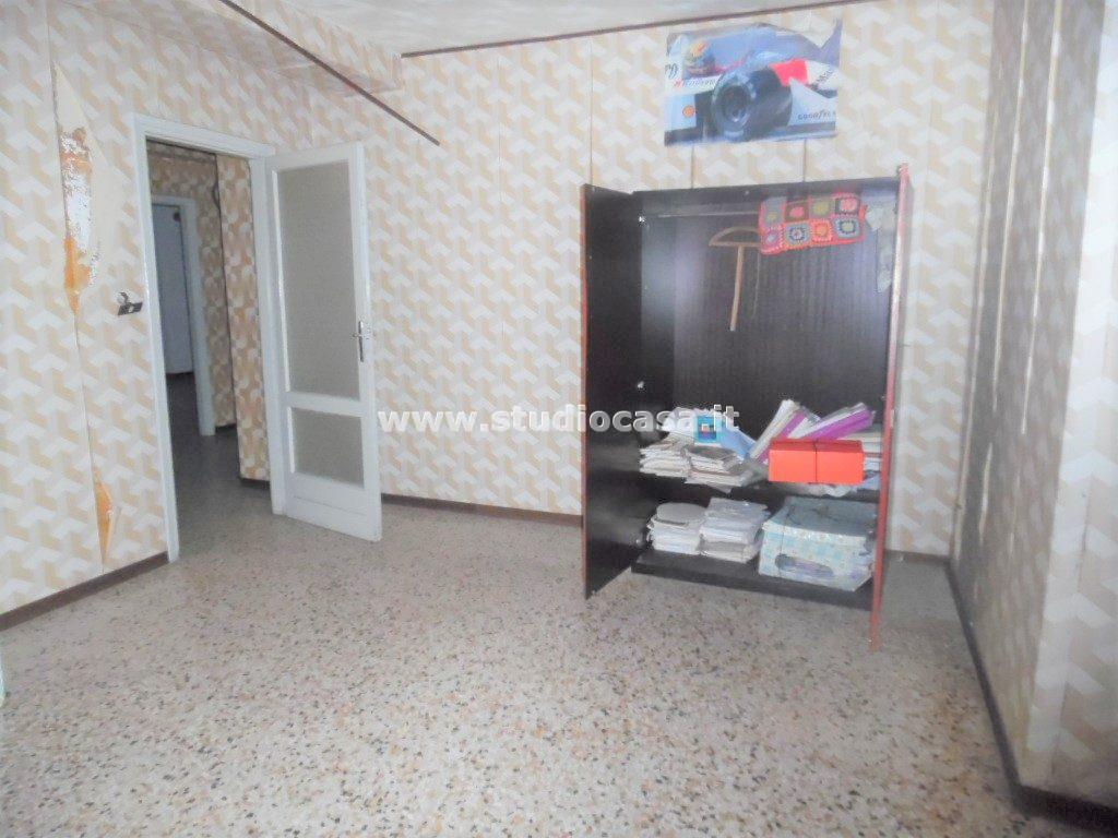 Casa Bifamiliare in vendita a Gorno