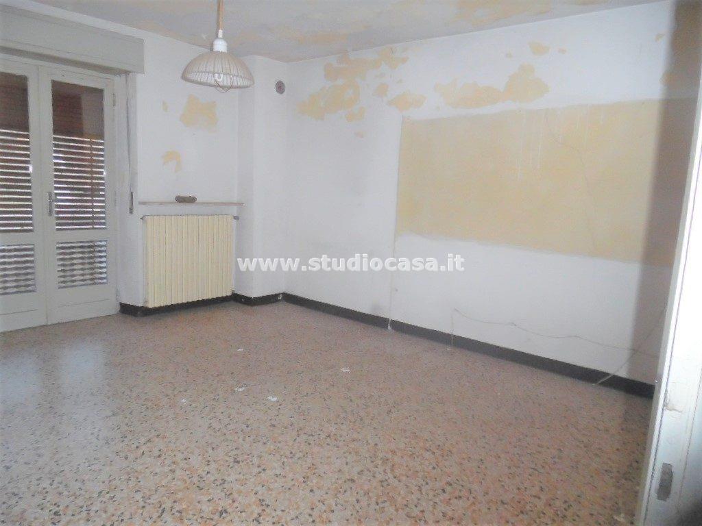 Casa Bifamiliare in vendita a Gorno