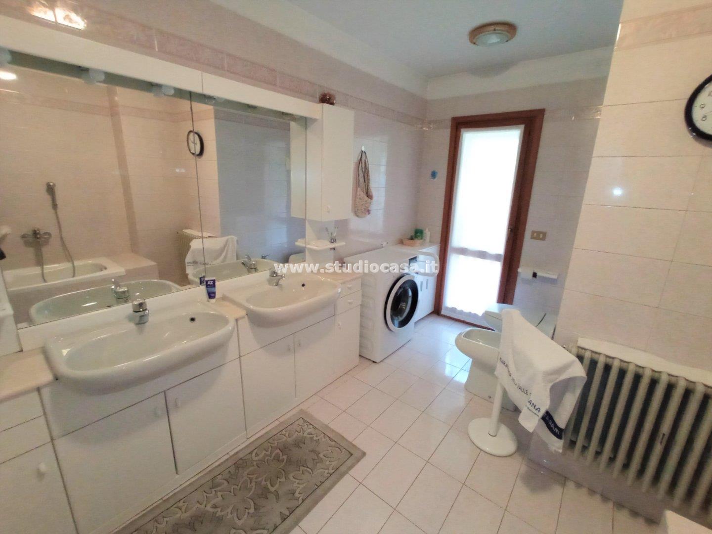 Appartamento in Villa in vendita a Villa d