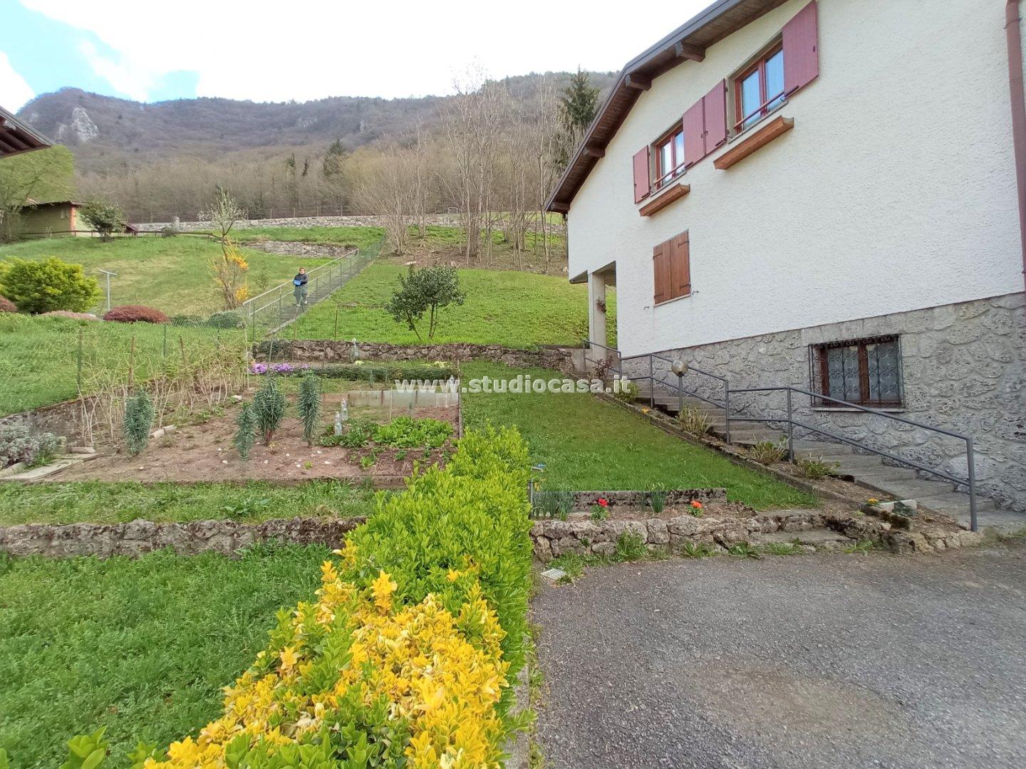 Appartamento in Villa in vendita a Villa d