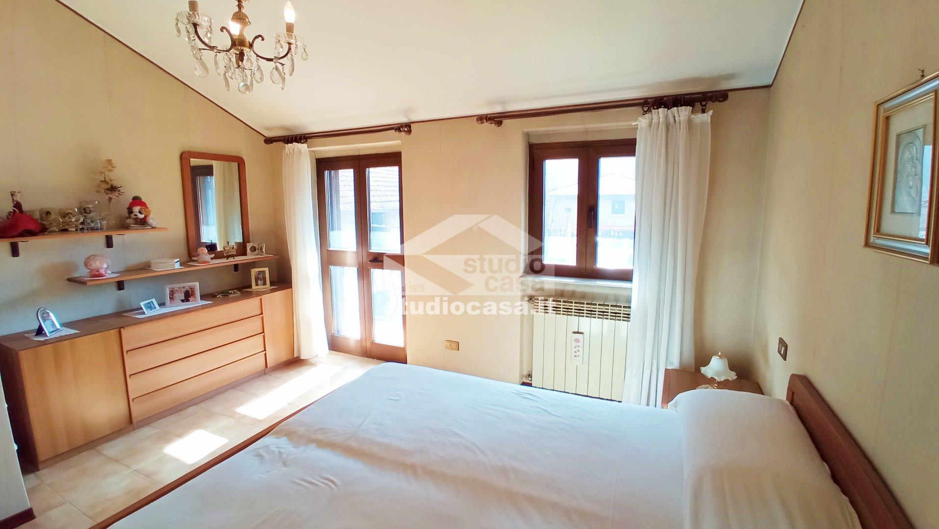 Casa Bifamiliare in vendita a Ponte Nossa