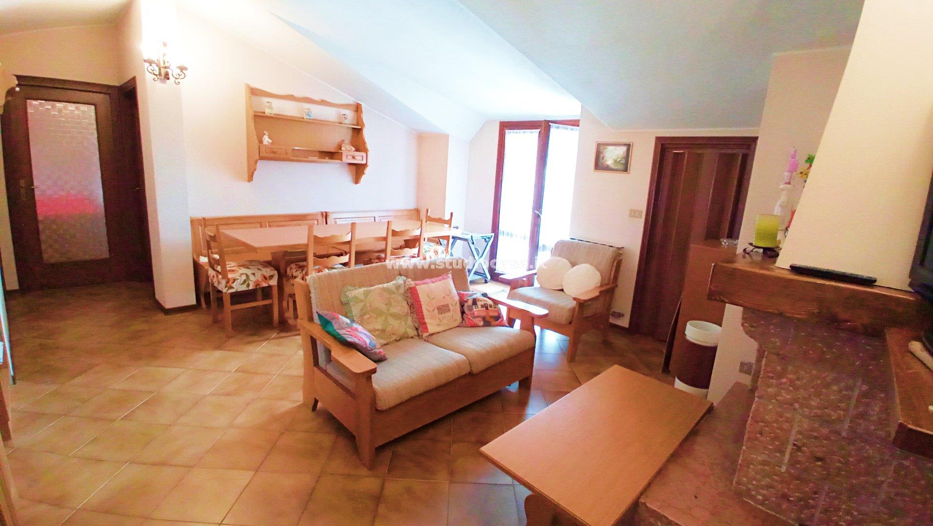 Appartamento in vendita a Rovetta