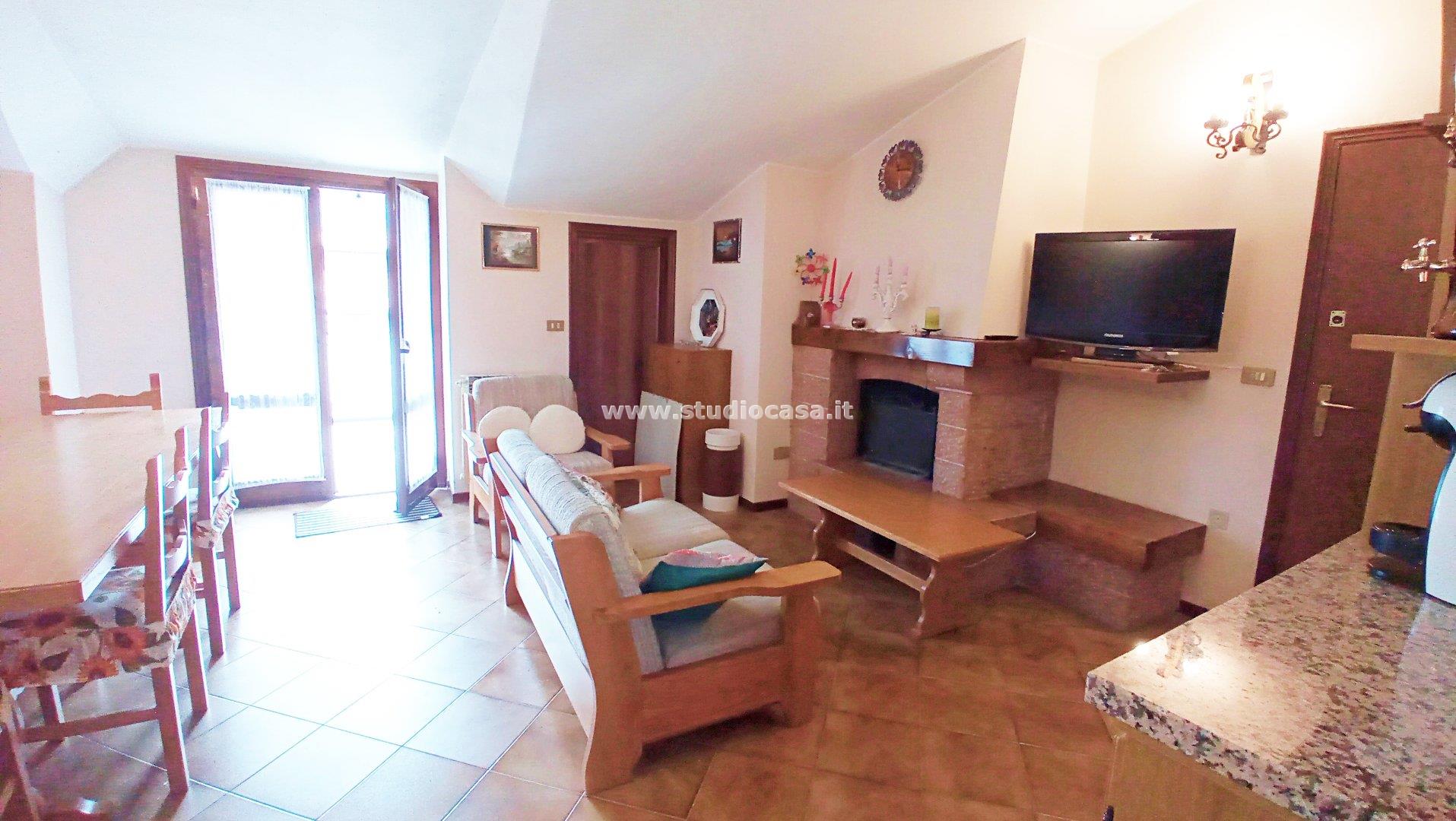 Appartamento in vendita a Rovetta