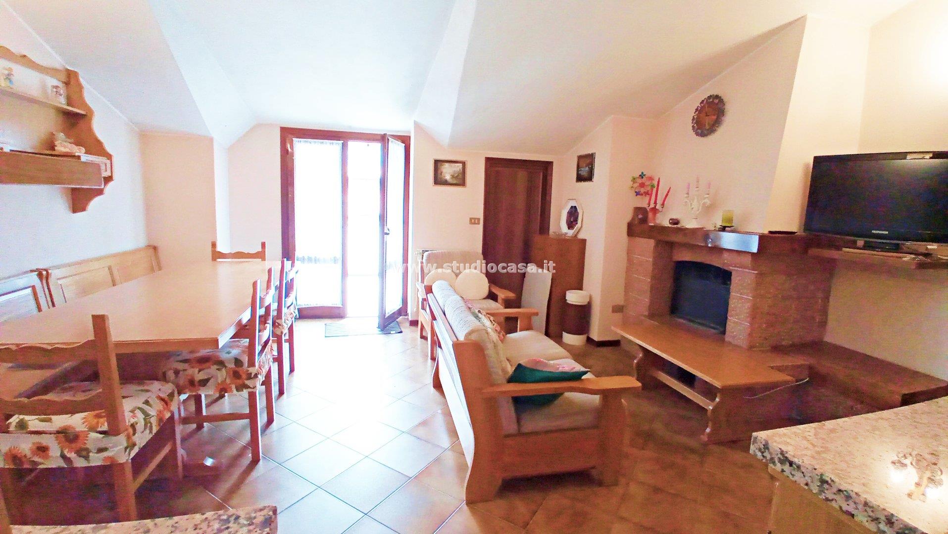 Appartamento in vendita a Rovetta