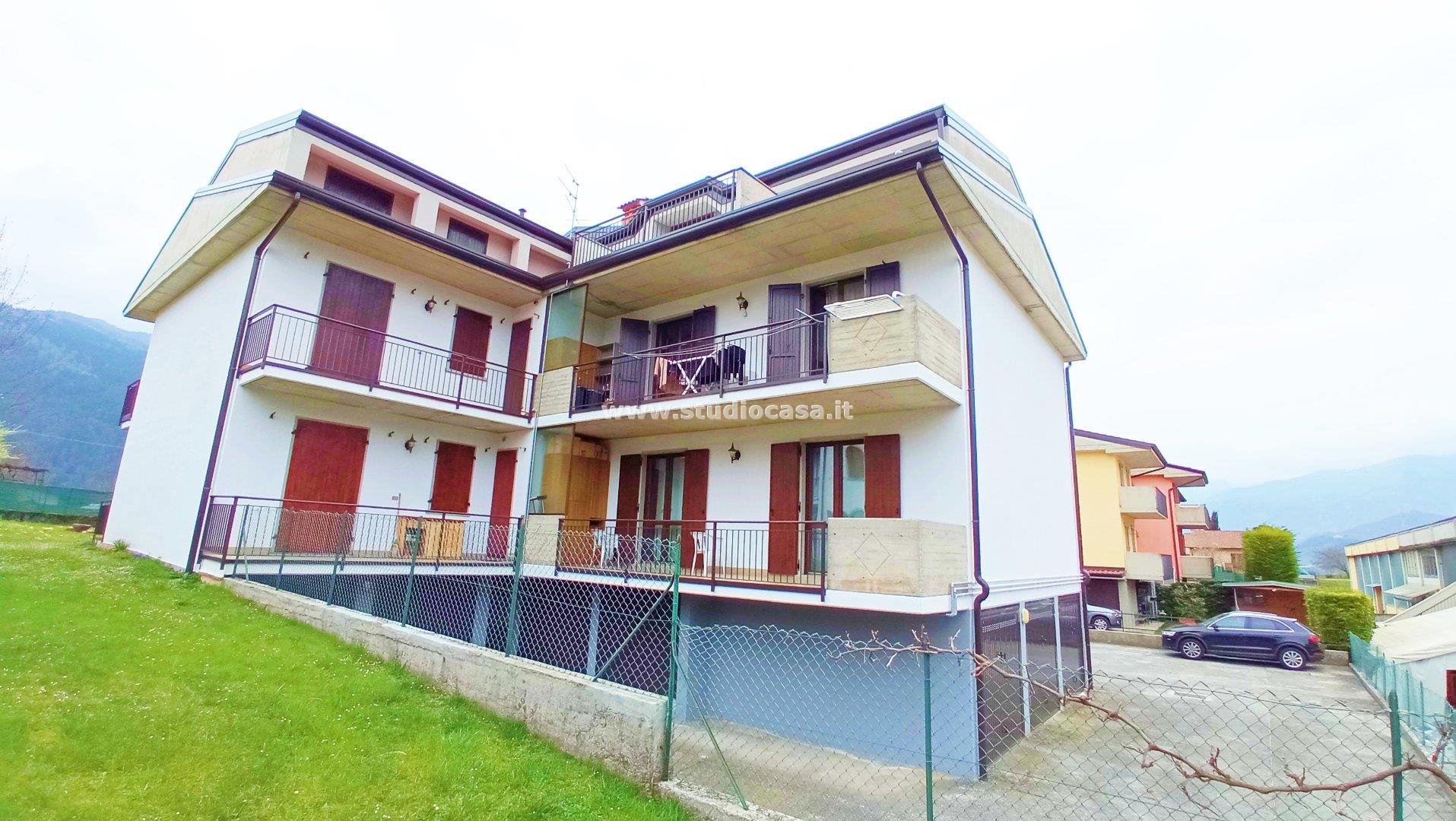 Appartamento in vendita a Rovetta