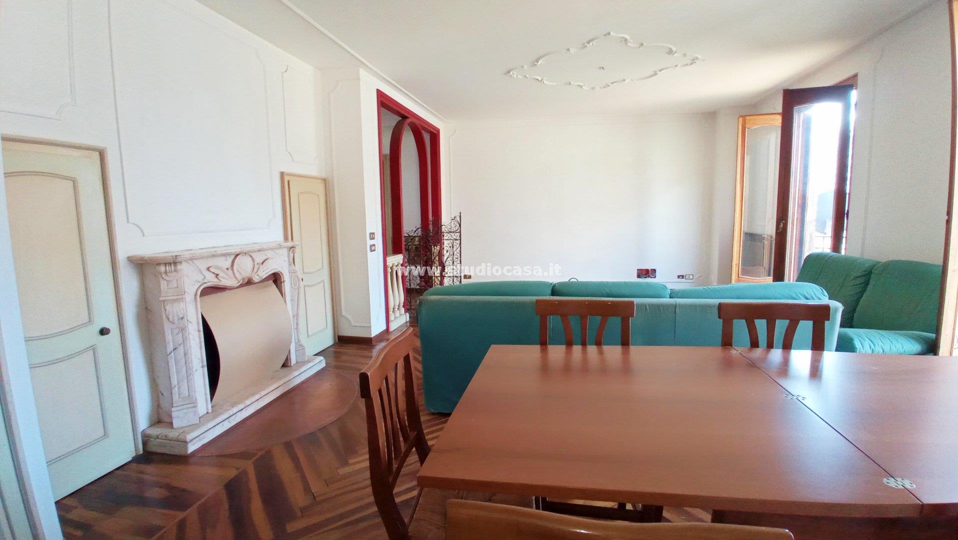 Appartamento in vendita a Villa d