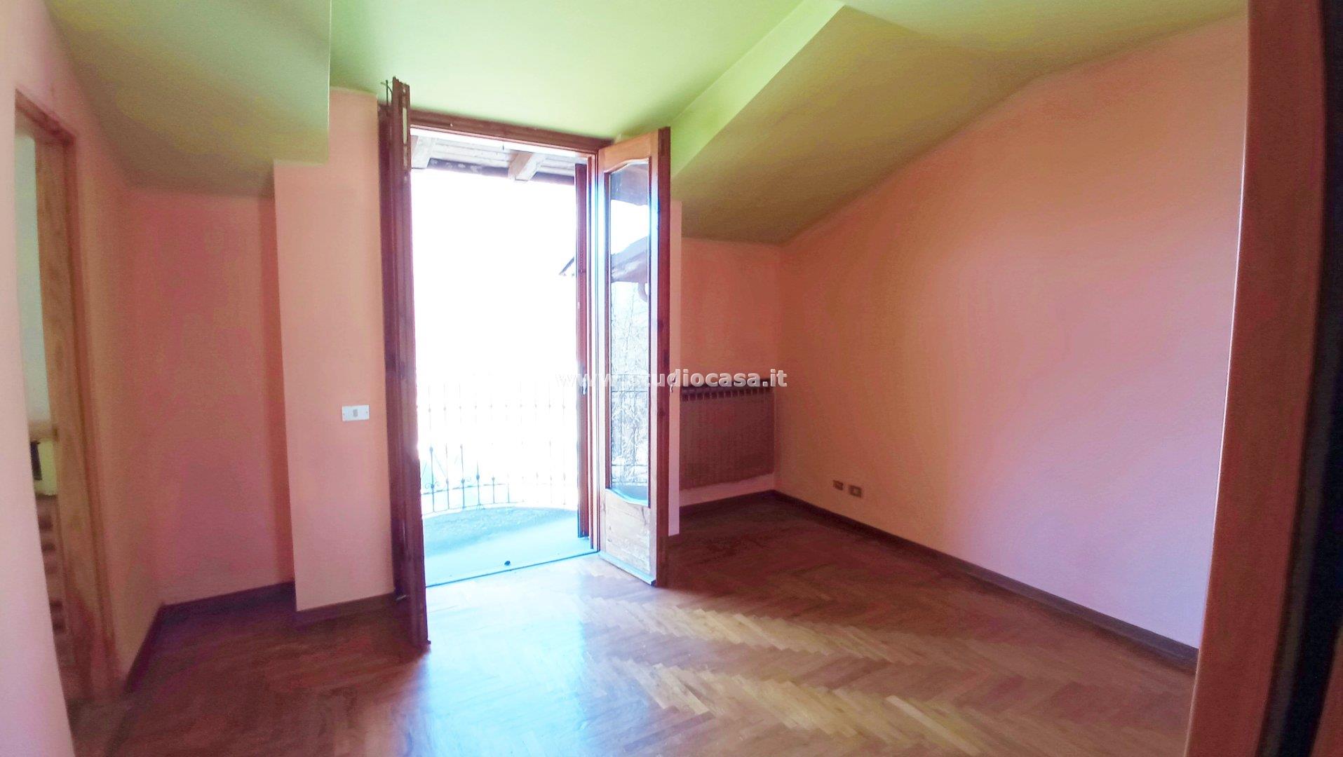 Appartamento in vendita a Villa d