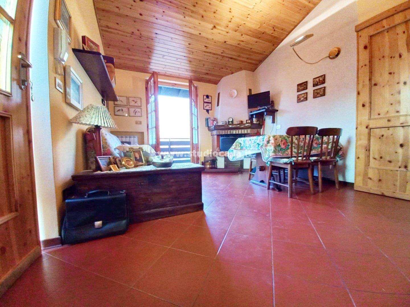 Appartamento in vendita a Rovetta