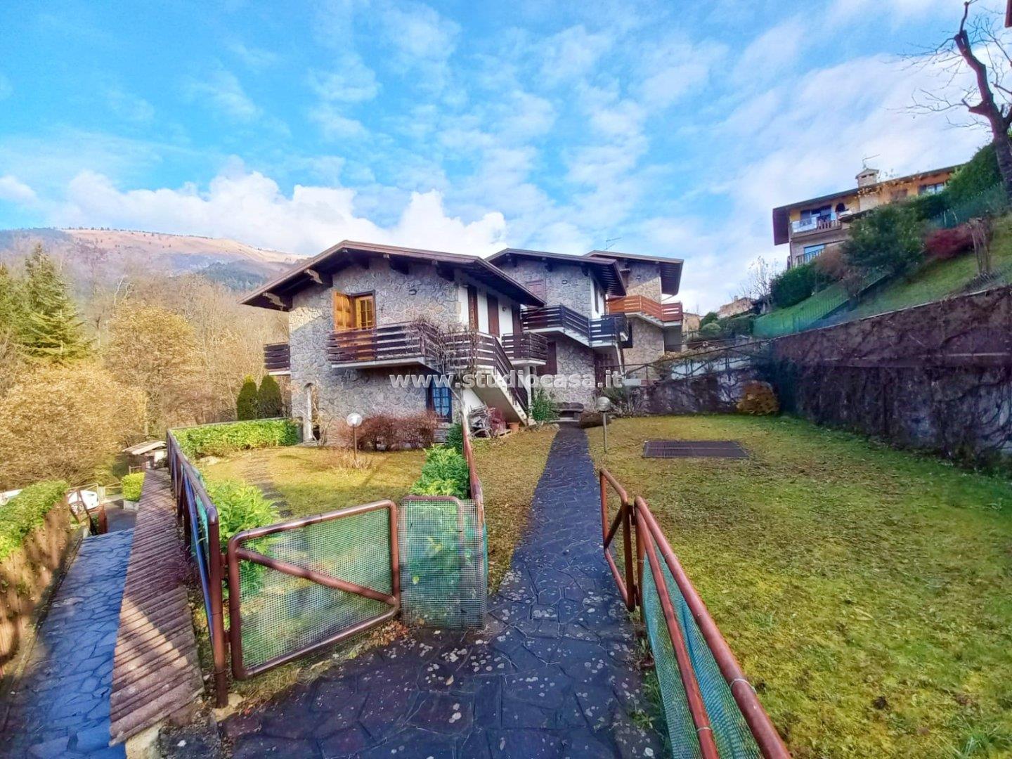 Appartamento in vendita a Rovetta