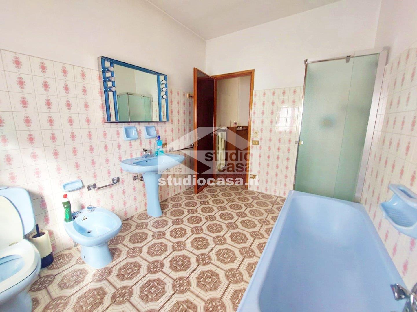 Casa Bifamiliare in vendita a Cerete
