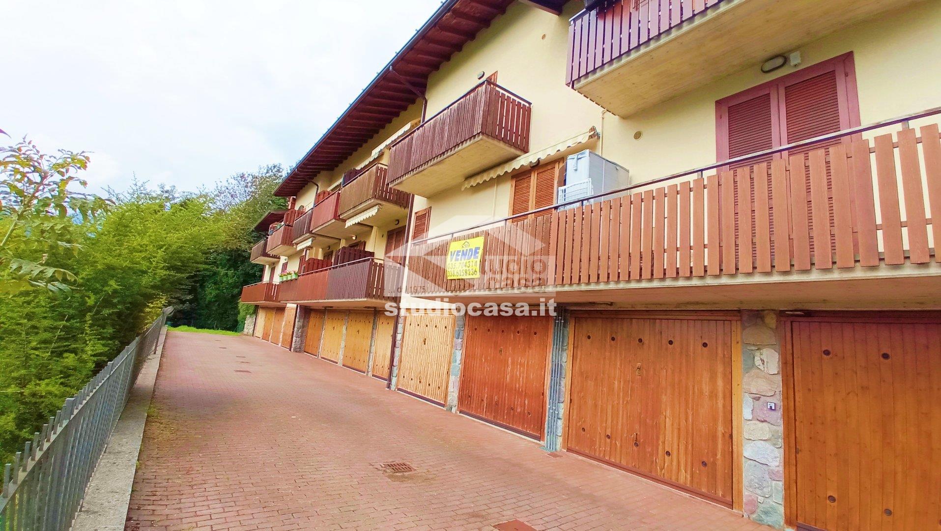 Appartamento in vendita a Premolo