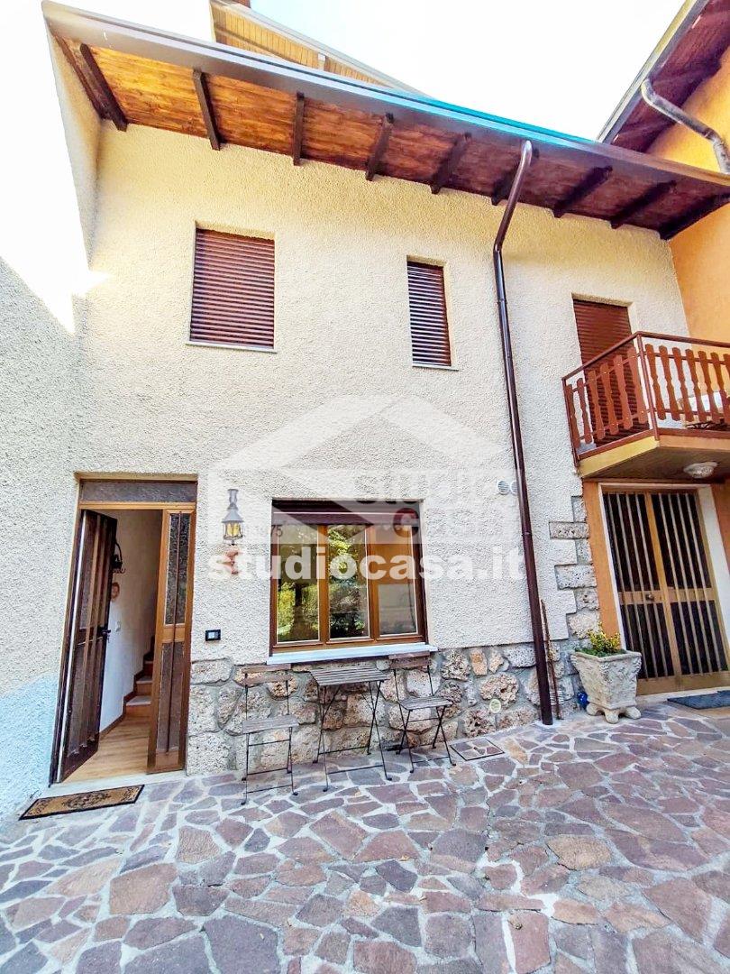 Villa a schiera in vendita a Castione della Presolana
