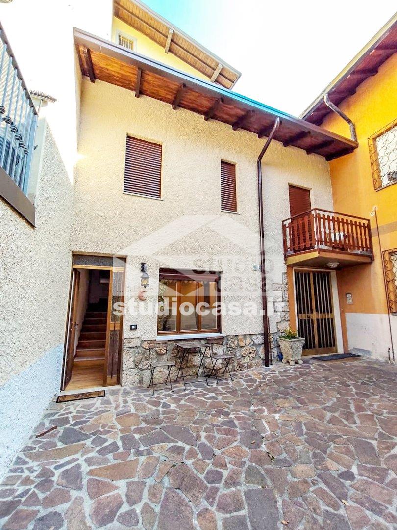 Villa a schiera in vendita a Castione della Presolana