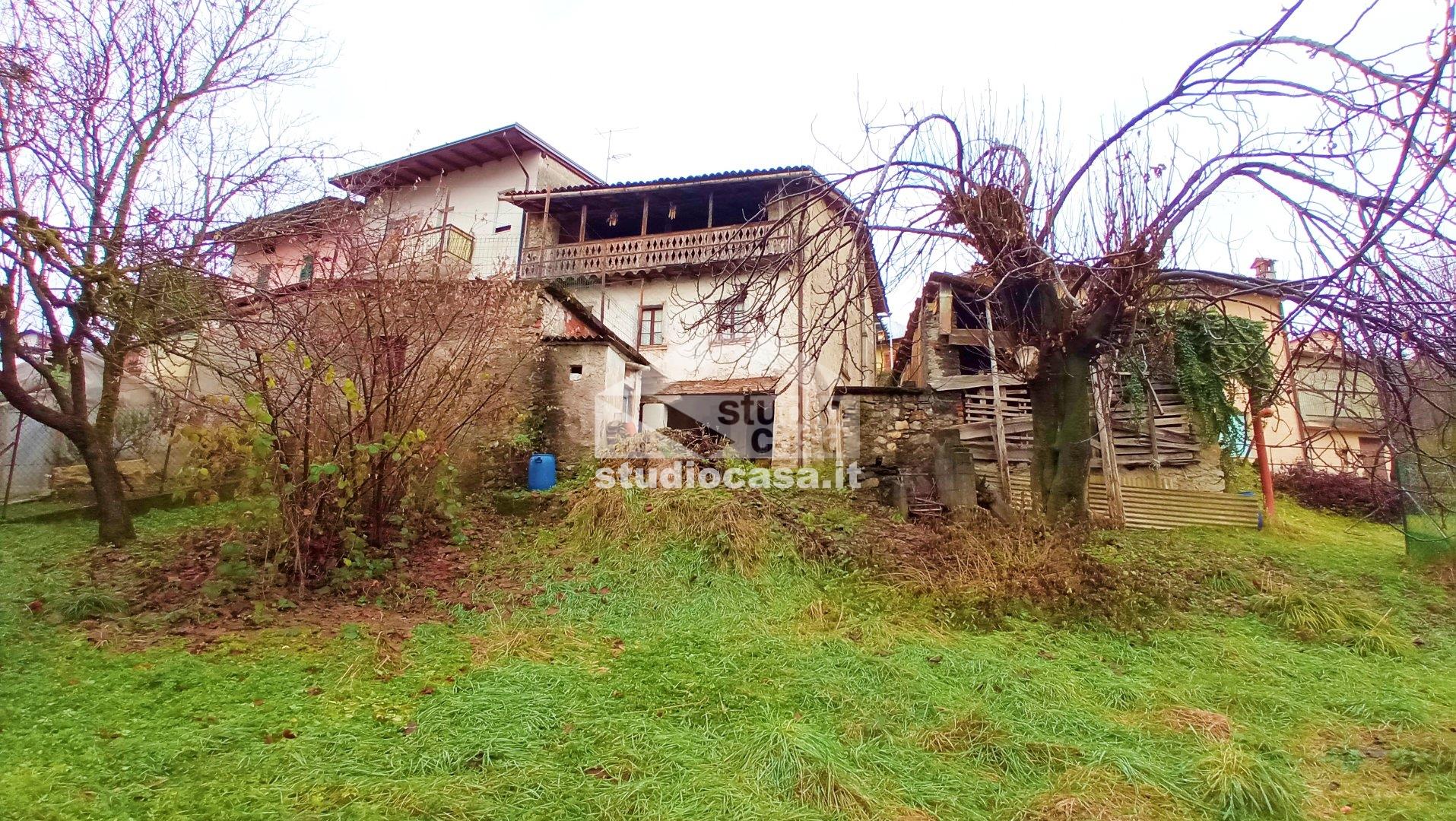 Casa Bifamiliare in vendita a Premolo