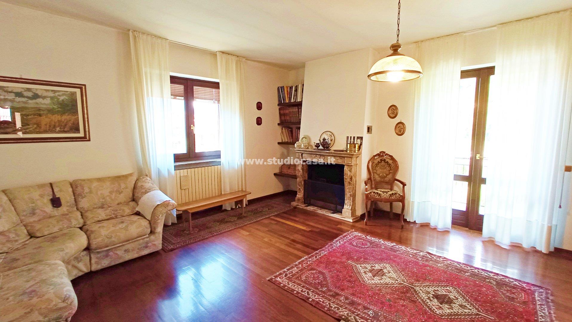 Villa Plurifamiliare in vendita a Ardesio
