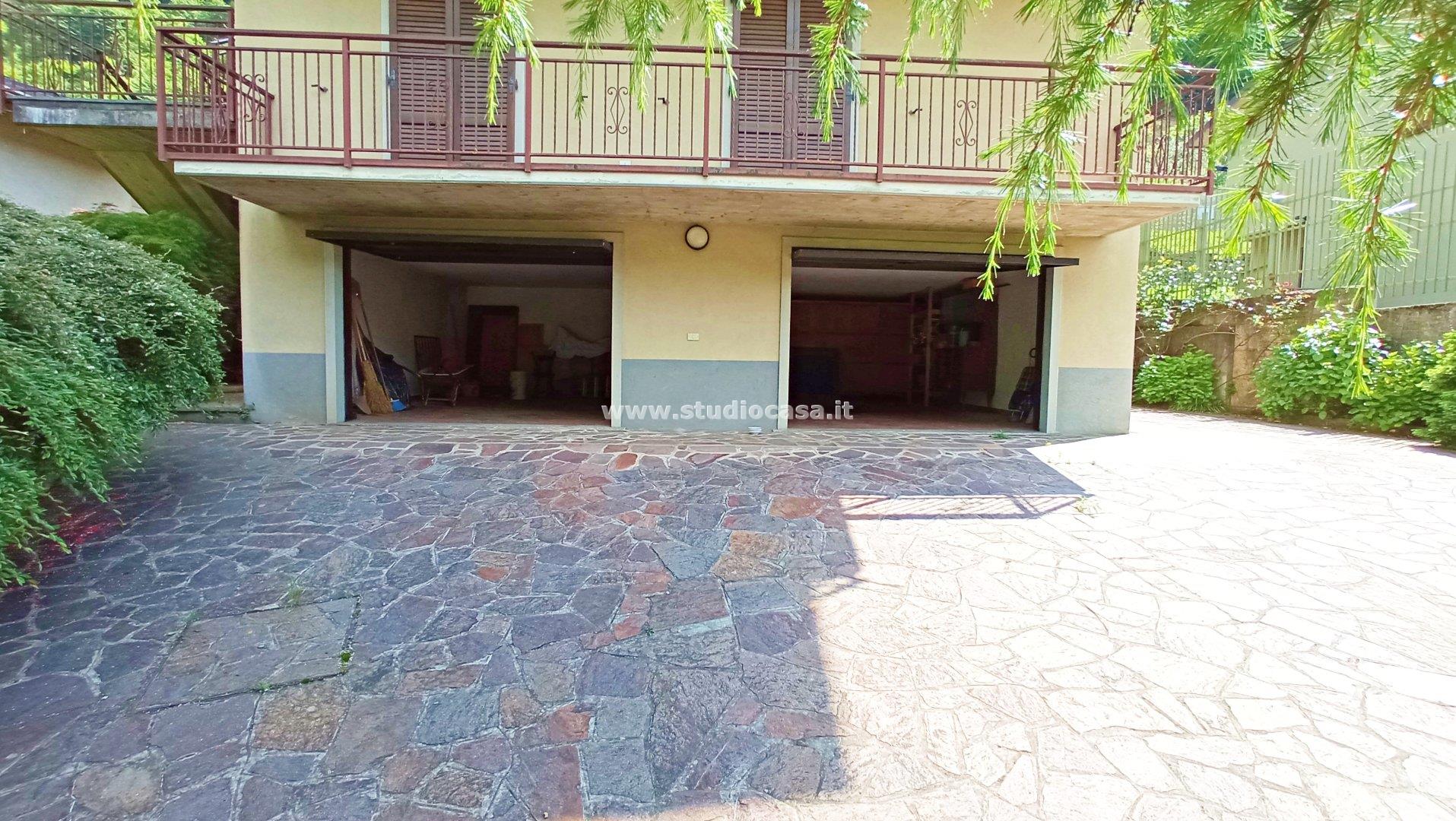 Villa Plurifamiliare in vendita a Ardesio