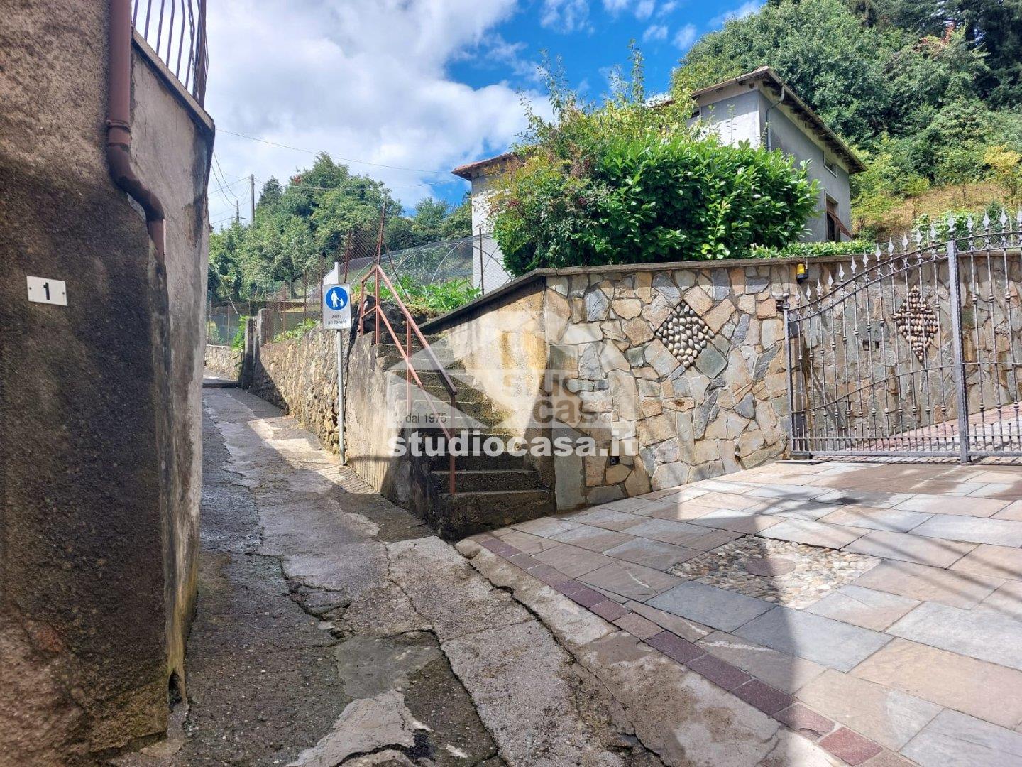 Casa Unifamiliare in vendita a Bianzano