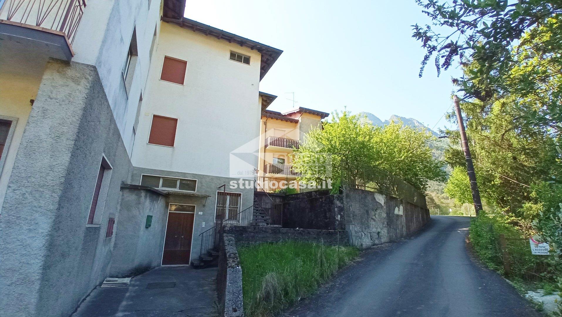 Appartamento in vendita a Ponte Nossa