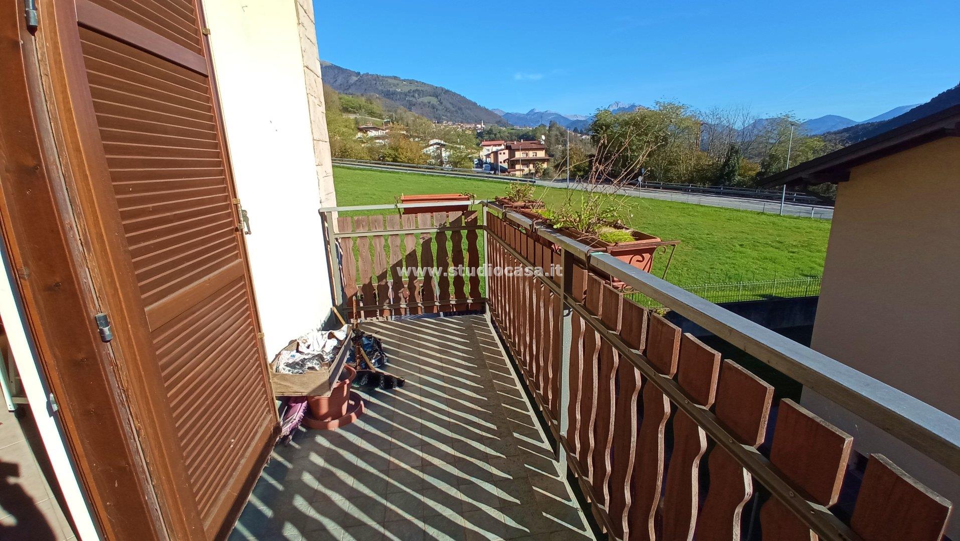 Appartamento in vendita a Ponte Nossa