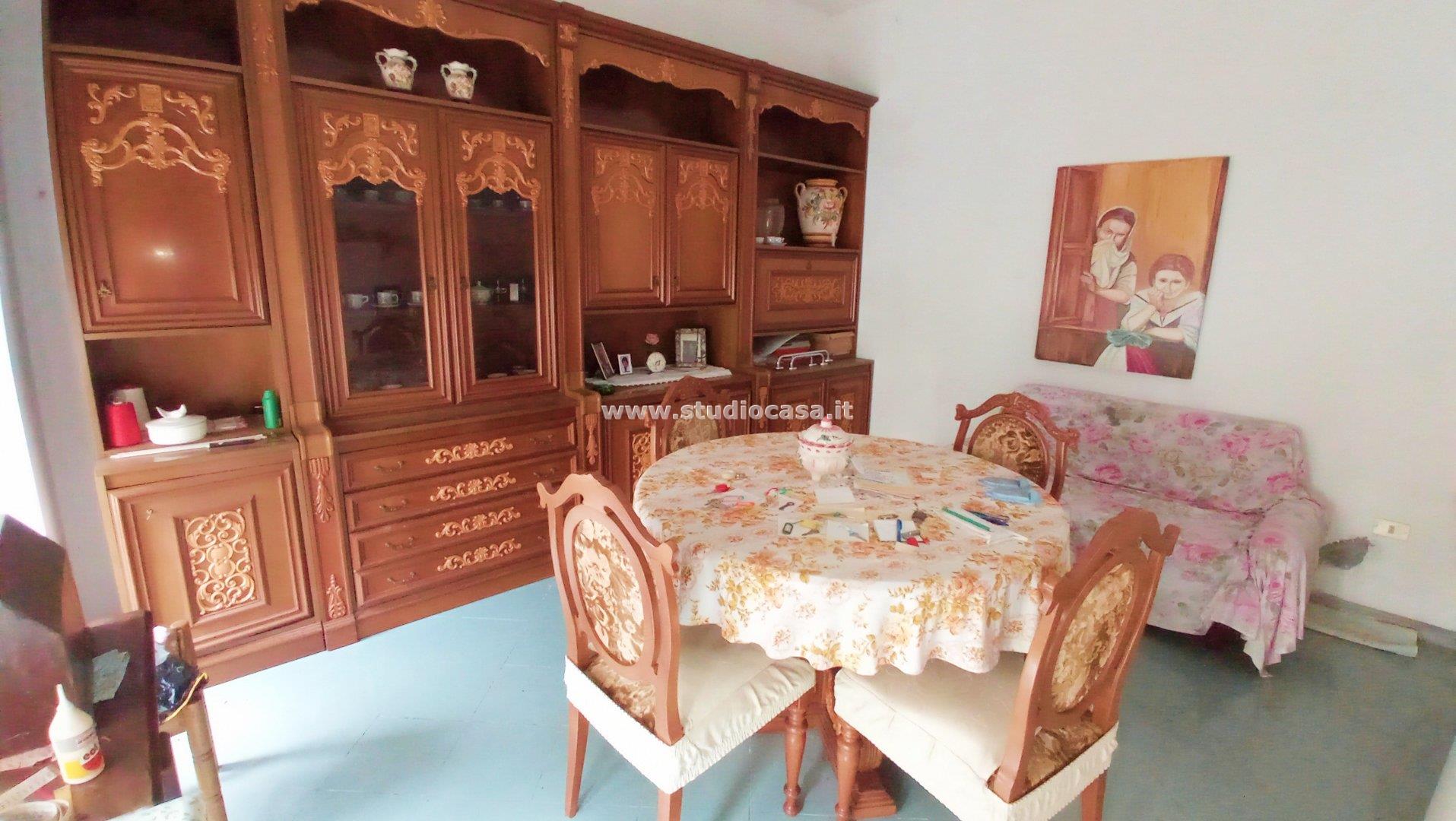 Casa Unifamiliare in vendita a Gorno