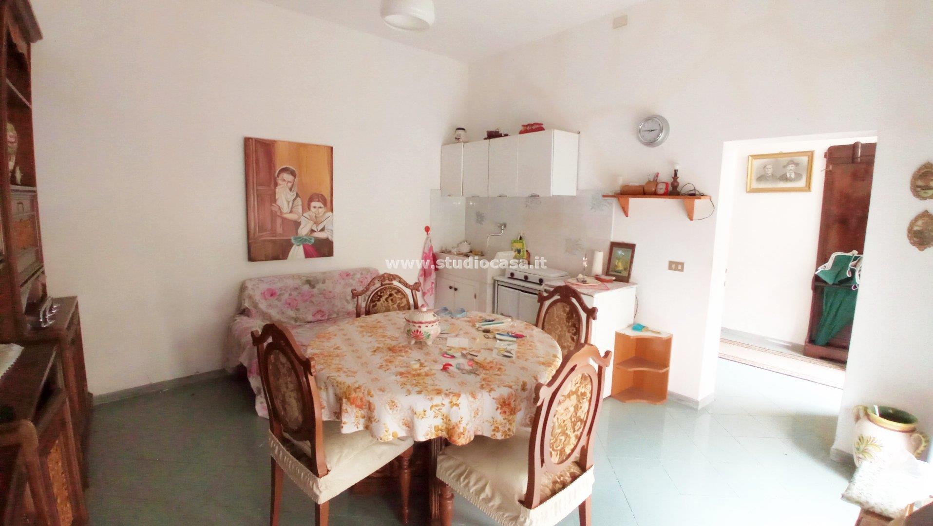 Casa Unifamiliare in vendita a Gorno
