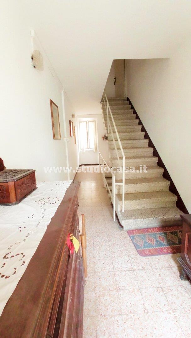 Casa Unifamiliare in vendita a Gorno