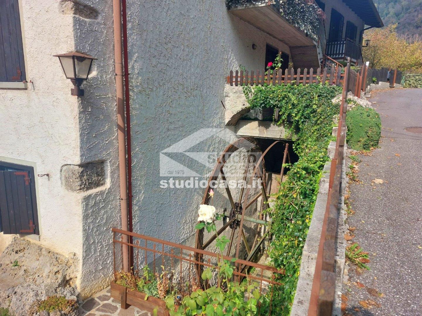 Appartamento in vendita a Ponte Nossa