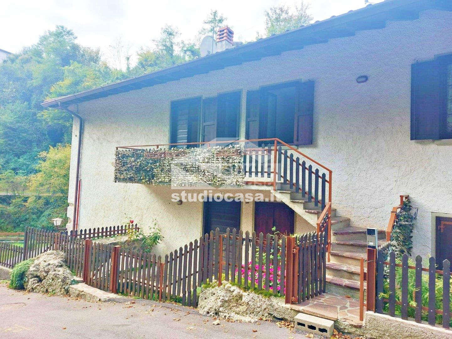 Appartamento in vendita a Ponte Nossa