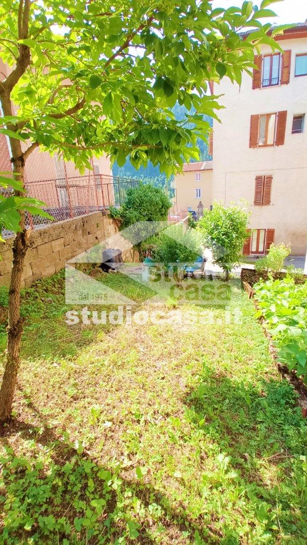 Appartamento in vendita a Rovetta