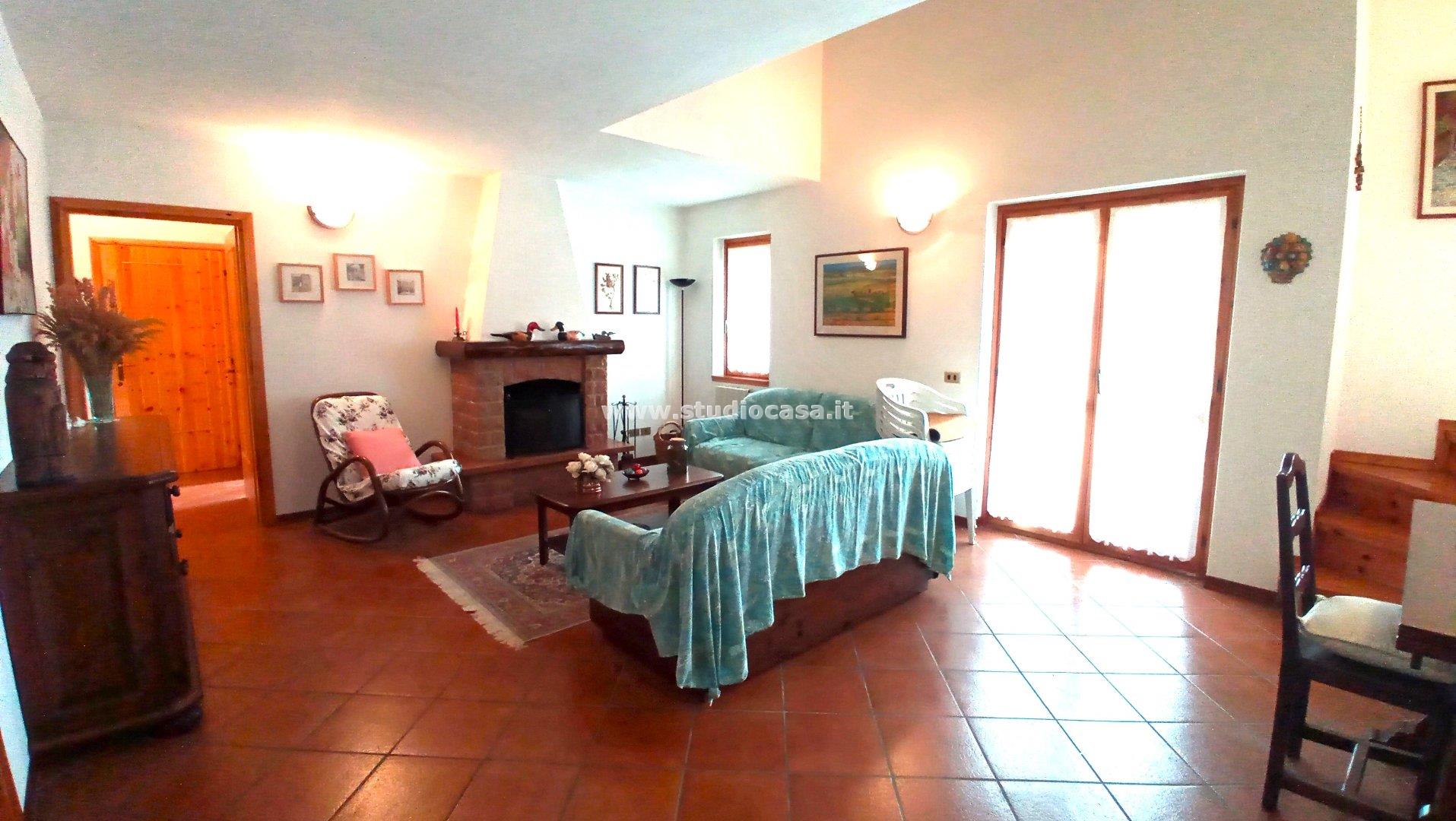 Appartamento in vendita a Rovetta
