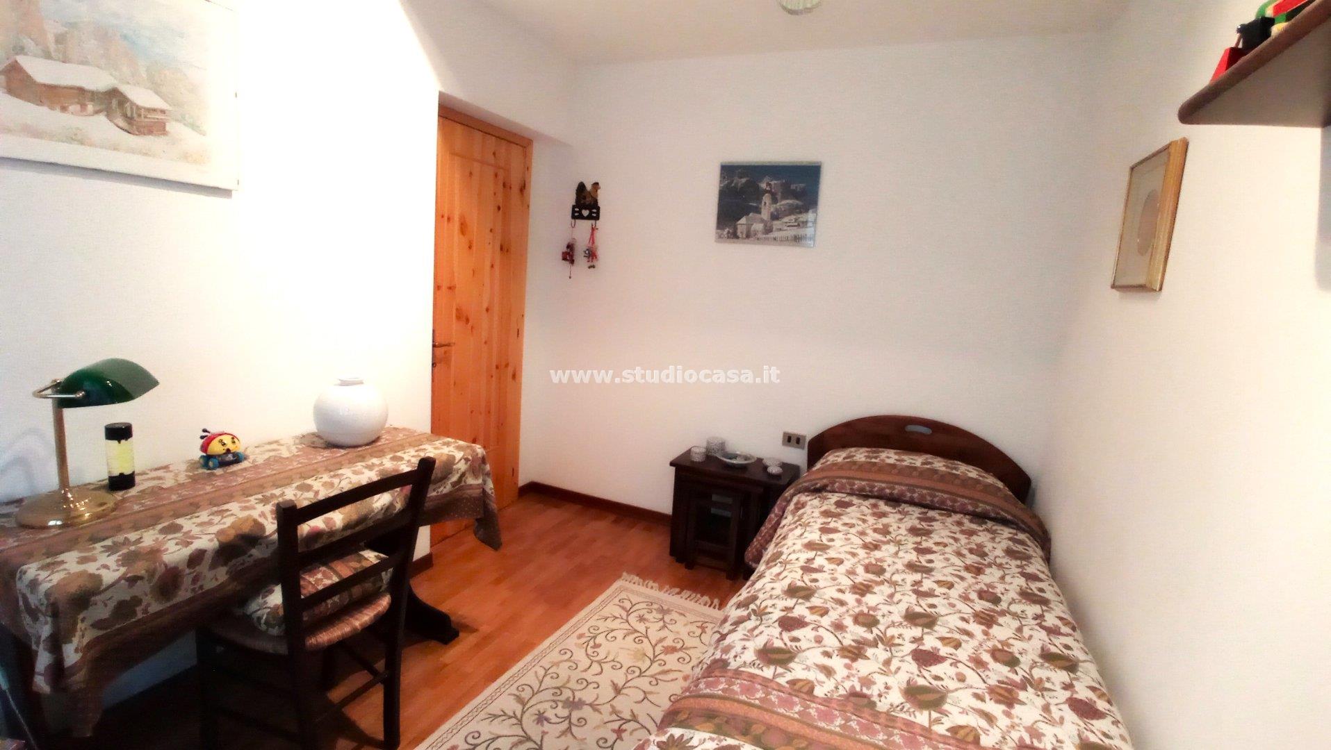 Appartamento in vendita a Rovetta
